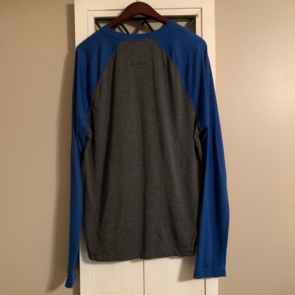 Abercrombie and Fitch Longsleeve - Picture 4 of 6